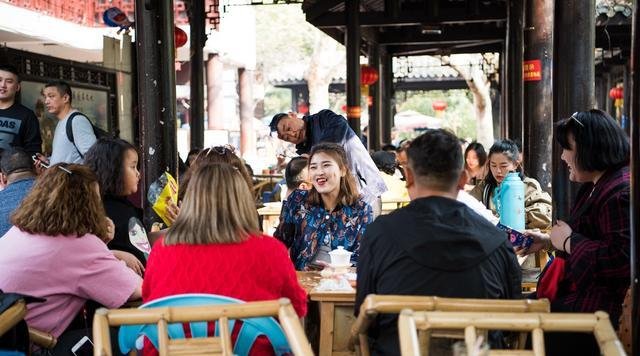 四川成都人常说“摆龙门阵”是什么意思？