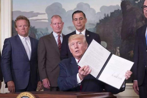 中美贸易战一触即发,对美国人的生活有什么影响呢?