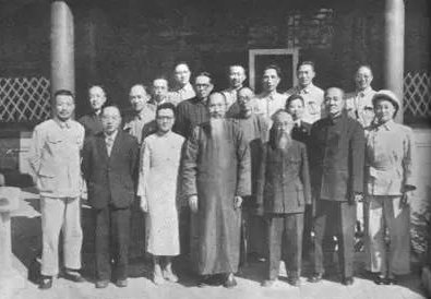 中国最大的参政党是?