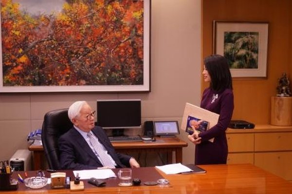 芯片大王张忠谋，为何不回内地发展芯片产业呢？