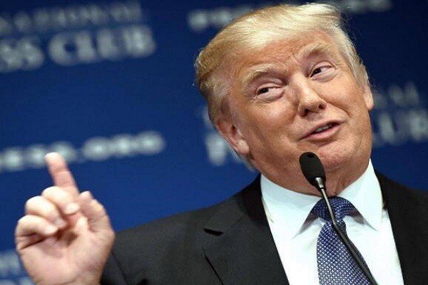 特朗普和奥巴马，两位美国总统谁在美国的支持率更高？