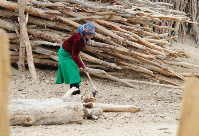 克里雅人生活在沙漠深处,他们的来历是什么?