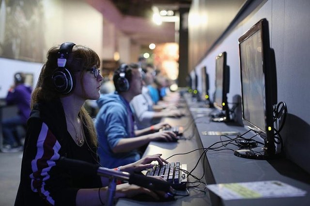 问下各位小姐姐，你们都是怎么追男生的