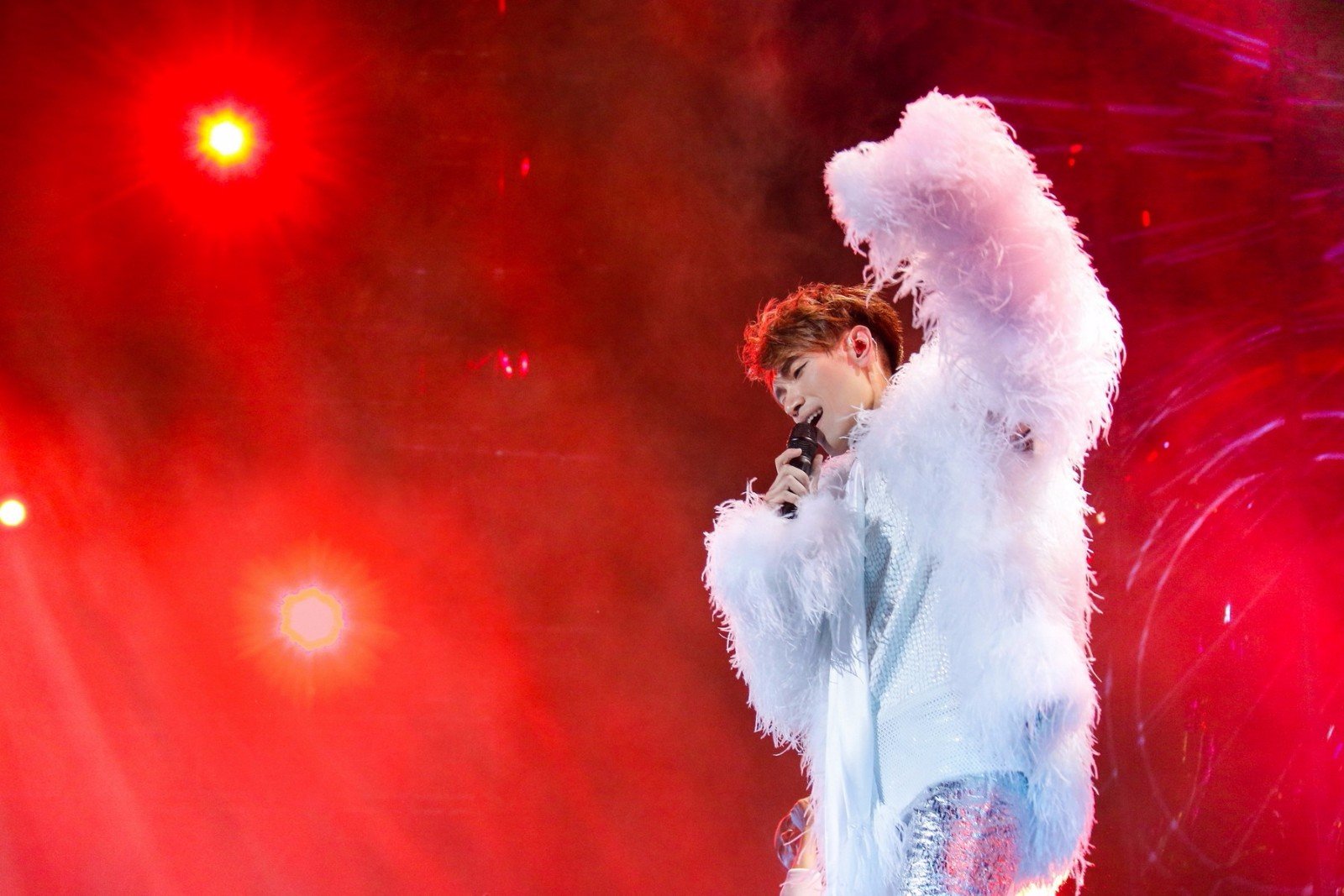 一次就好原唱是谁 是沈腾 还是杨宗伟