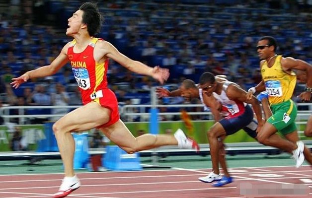 斩获37枚金牌的刘翔，他的历史地位如何？