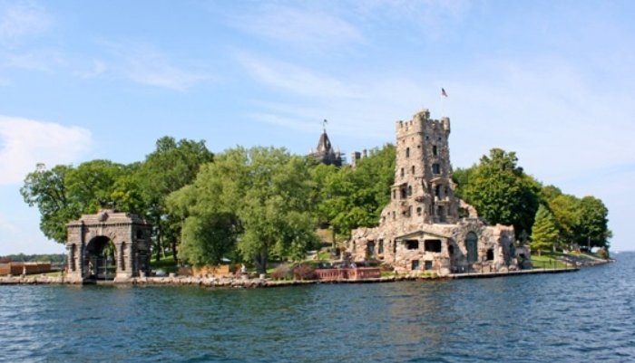 求世界九大心形岛屿的介绍(请附带图片)