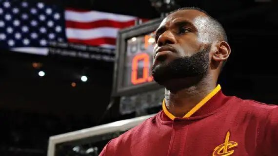 特朗普公开讽刺NBA球星詹姆斯，特朗普究竟为何会这么做？