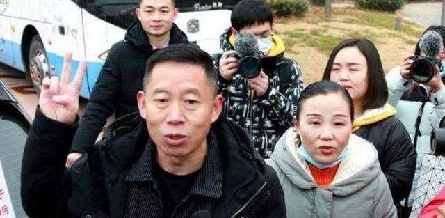 寻亲男孩刘学州再遭抛弃，他该如何在亲情和法律之间平衡？