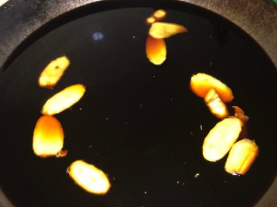 用酱油糖醋怎么腌制大蒜