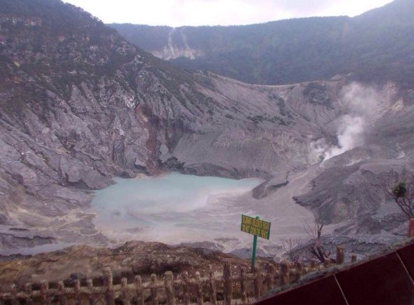 印尼爪哇谷洞到底隐藏着什么秘密，为什么去过的人都会被“吃掉”？