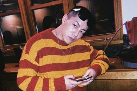 卡斯柏是混血吗？