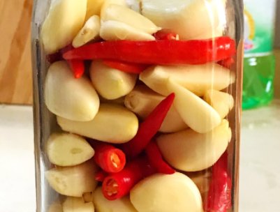 用酱油糖醋怎么腌制大蒜