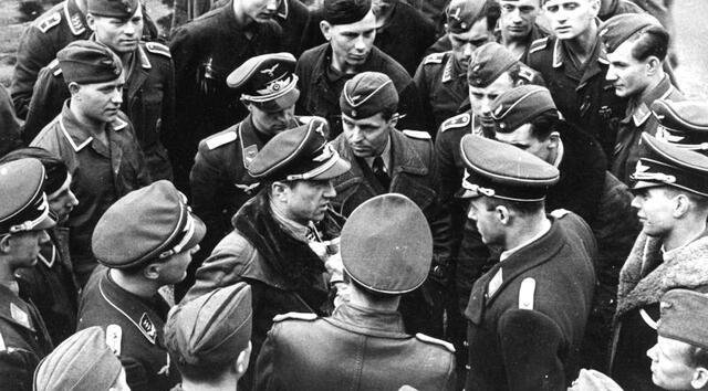 为什么说在清朝灭亡前，当太监是很错误的一个选择？