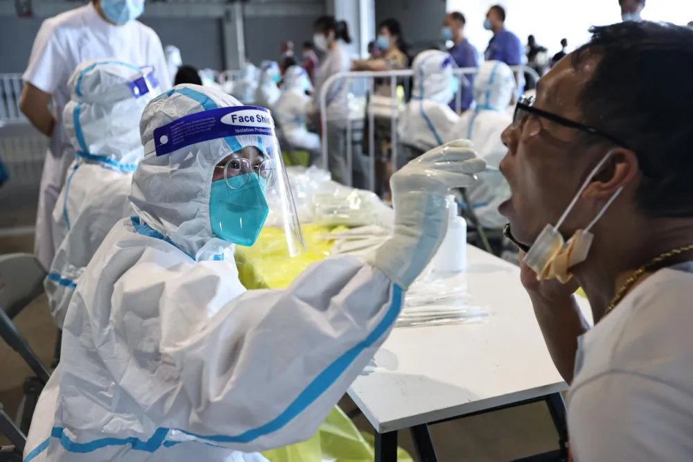 专家提醒：测核酸时不要再啊了，这样可能会引发什么后果？