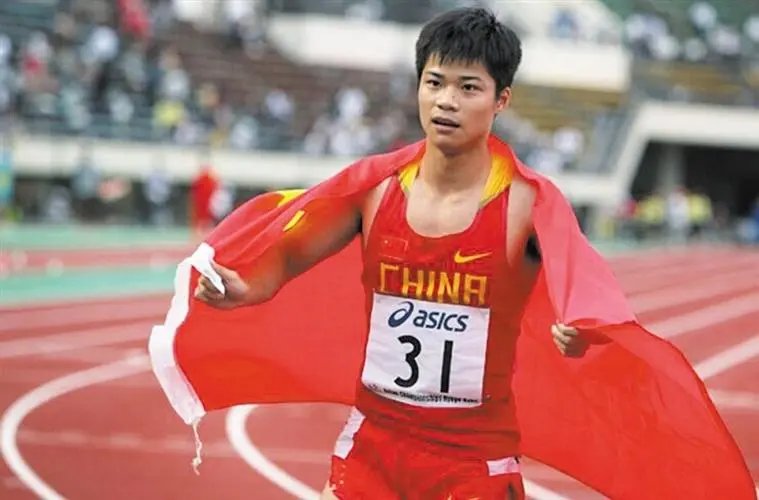 苏氏祖祠独家回应:苏炳添是苏东坡第29代孙!这个身份给苏炳添增了光?