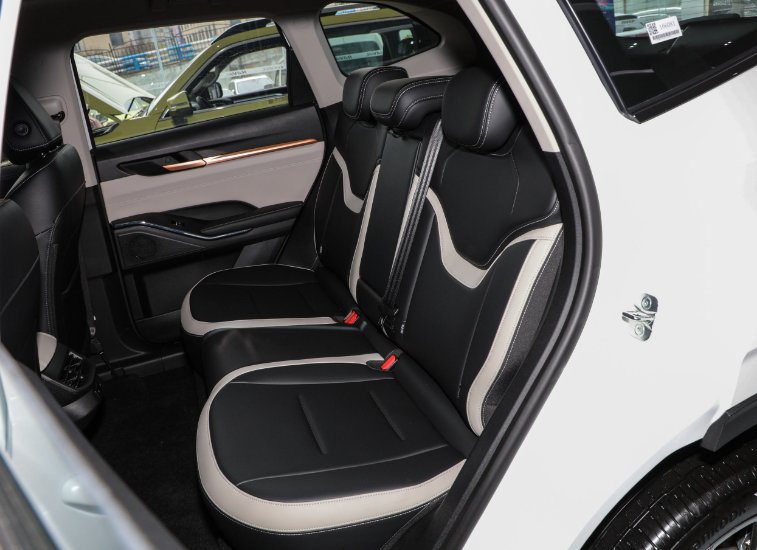 我是汽车小白,现在想买个15万左右的suv,大家有好的推荐吗?