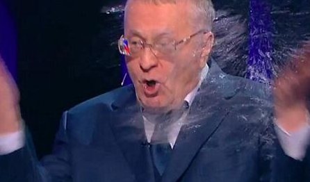 俄大选电视辩论为何会出现闹剧？