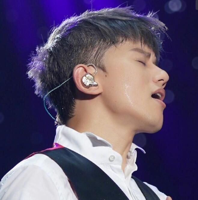 张杰为什么被叫做闰土