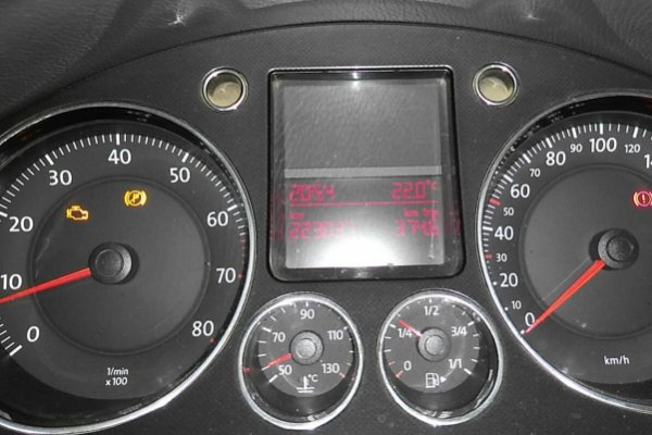 嶂、障、樟组词