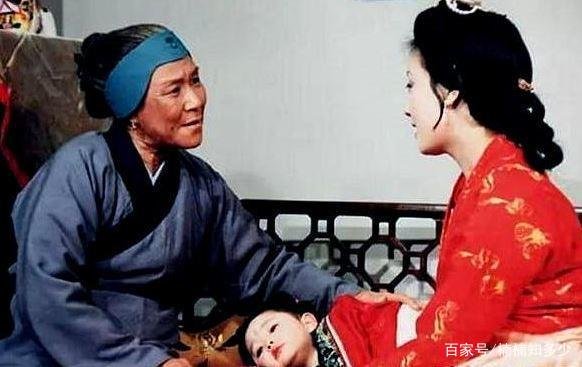 闲话红楼：一个是狠毒的王熙凤，一个是粗陋的刘姥姥，因何结缘？