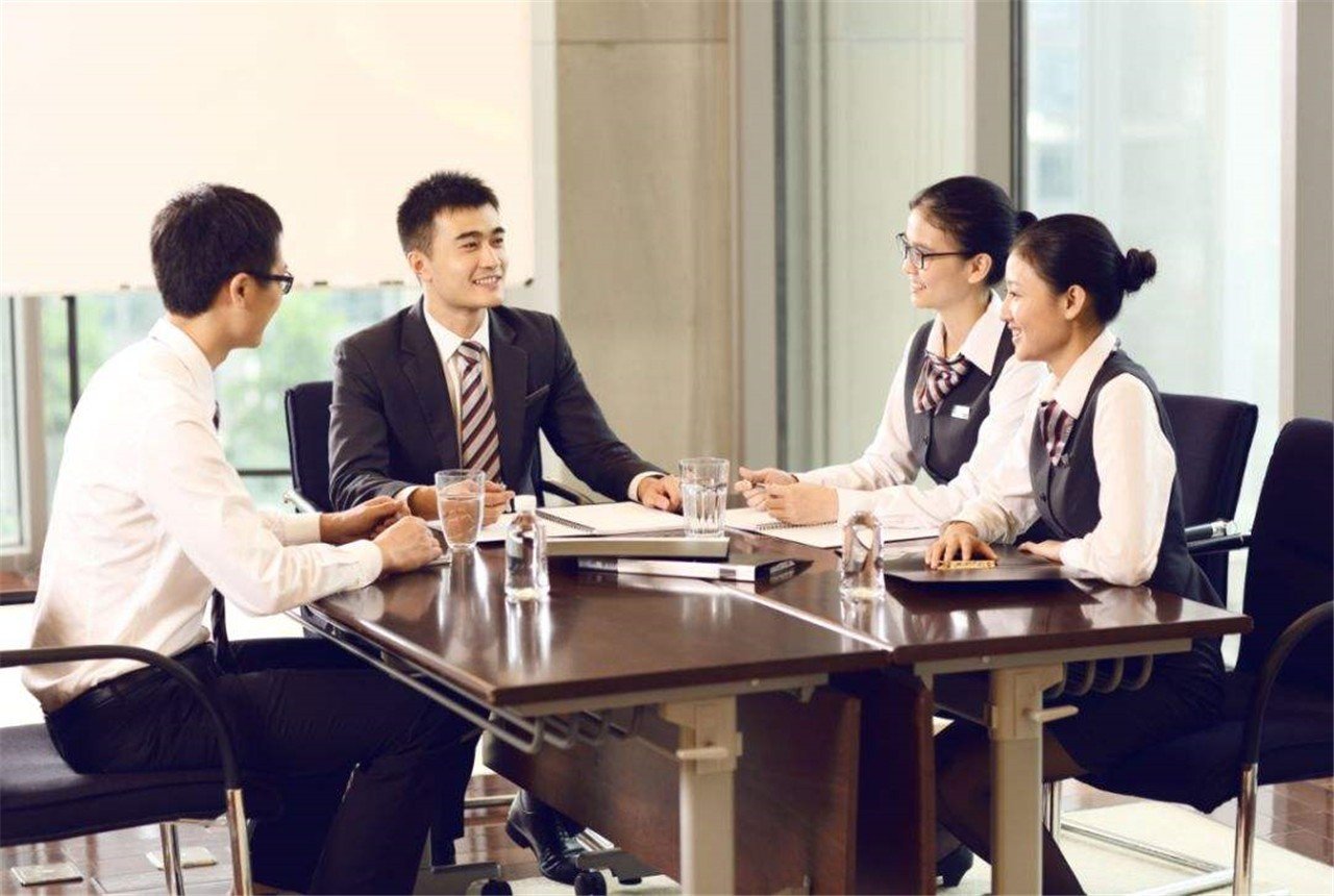 快递员因被投诉持刀砍客户，快递公司应该如何正视“投诉”问题？