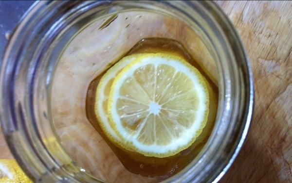 柠檬蜂蜜怎么制作？