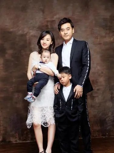 章龄之纪念与陈龙结婚十周年，他们之间的感情有多甜蜜？