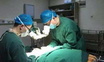 少年打麻药自宫是怎么回事?