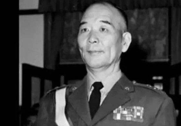 黄埔十大名将排名，黄埔名将谁最强