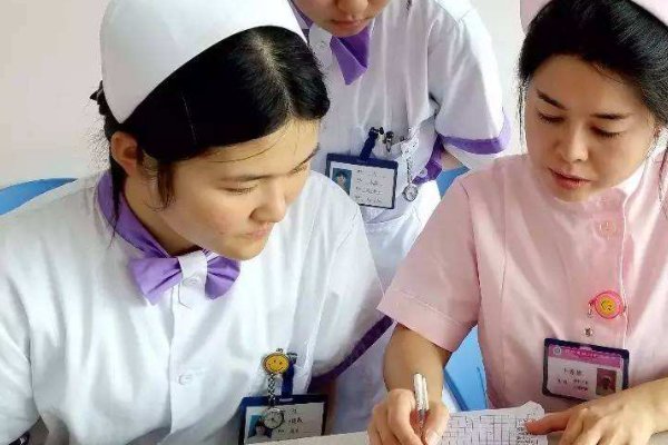 2021年湘雅医院主管护师论文考试成绩什么时候公布