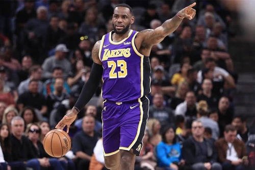 NBA发言人透露,詹姆斯不会因为违规参加聚会被停赛,詹姆斯实力如何呢?