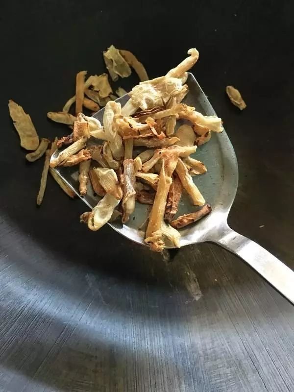 广东人吃虫子是真的吗?