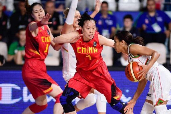 中国女篮曾经获得1992年奥运会银牌，当时为什么那么强？
