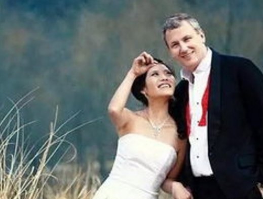 为什么有不少美国白人专喜欢亚洲女孩