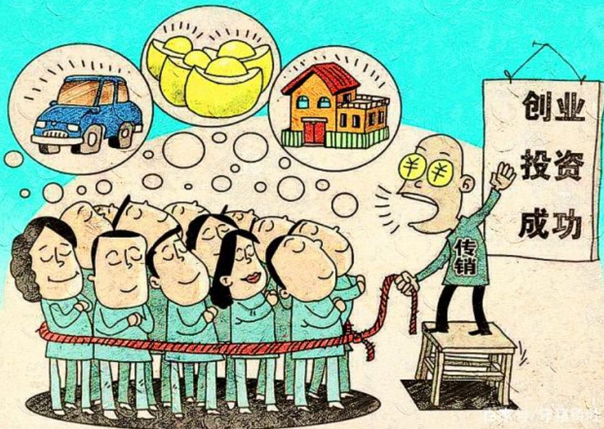 江西男子银行取钱伸出五个手指，柜员一看立马报警，到底发生了什么？