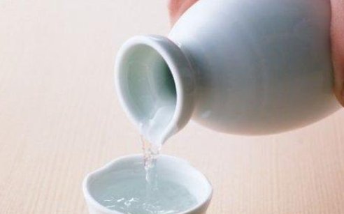 五粮液存14年成空瓶，这是因为酒精挥发了吗？