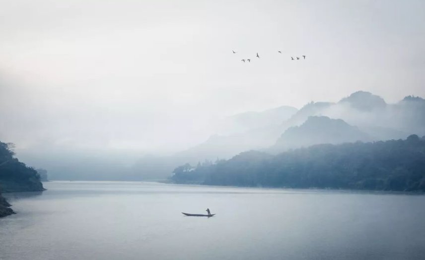 孤帆远影碧空尽唯见长江天际流的意思是什么?