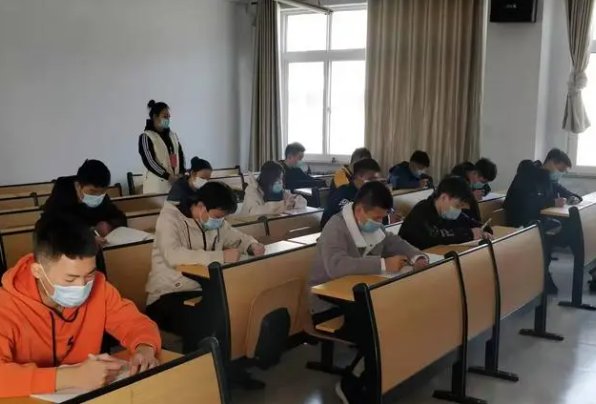 2020年浙江省高考分数线