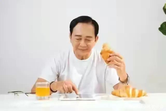 我50出头,不想干活了,想叫儿子给我养老,法律会支持我吗?