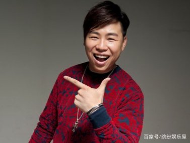 张恒曝光语音聊天记录后，胡彦斌喜提称号救狗英雄，对此你怎么看？