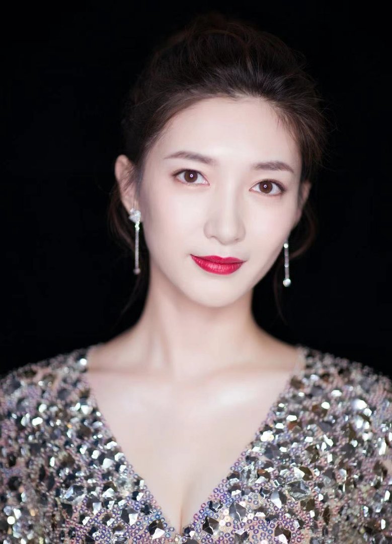 别人怕胖都不吃火锅，江疏影的运动是吃火锅，吃不胖的人是什么体质？