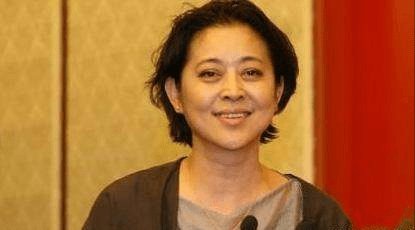 倪萍跟赵忠祥是多年好友,倪萍在赵忠祥去世后也传来了噩耗,发生了什么?