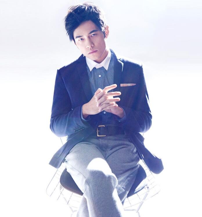 歌词有句 你说你有点难追 周杰伦的歌 求歌名