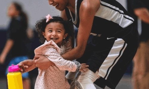 科比有几个儿子和女儿?