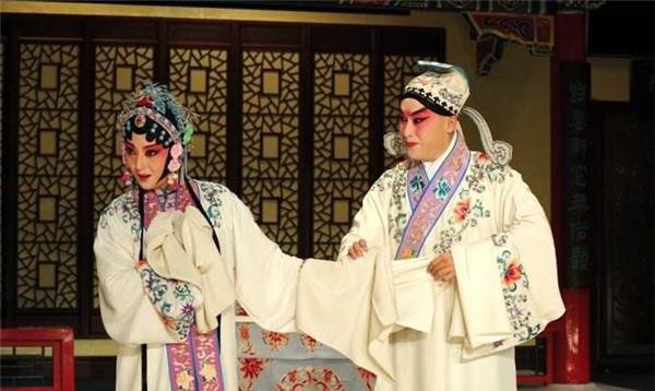 “百戏之母”昆曲的唱腔唱词有哪些考究？