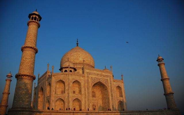 现在旅游业如此发达，印度却为何不顺应潮流，还非要关闭泰姬陵？