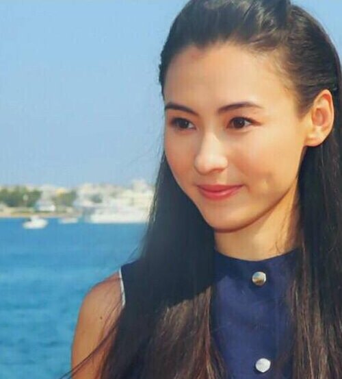 揭张柏芝曾为谢霆锋流产跳楼自杀内幕，真相是什么