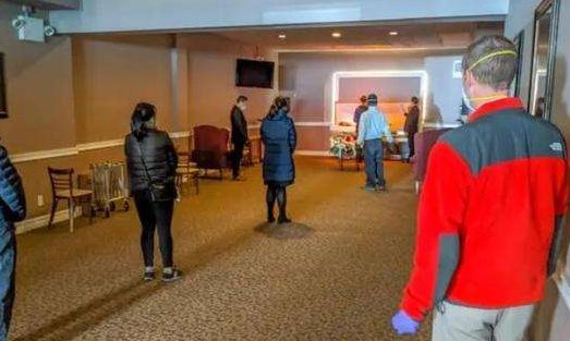 关于遗体在医院太平间被人错领火化一事，你怎么看？