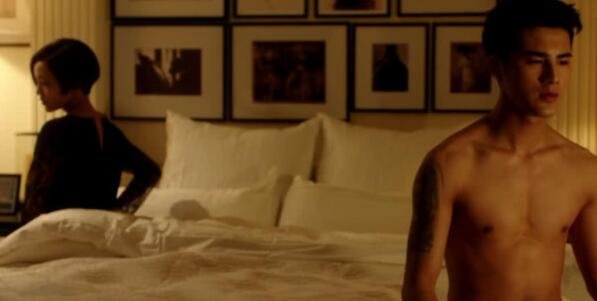 顾里和席城为什么睡