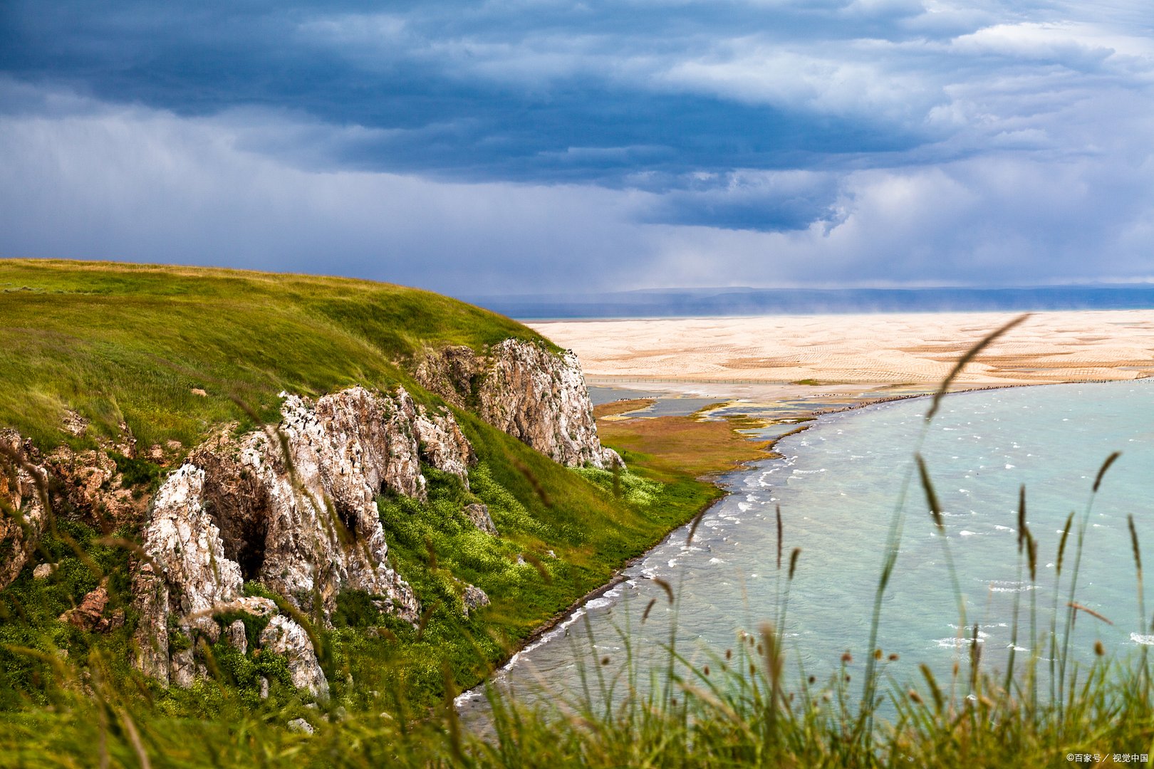 俗语“百尺竿头更进一步”是什么意思？人们常用这句话表达什么内容？